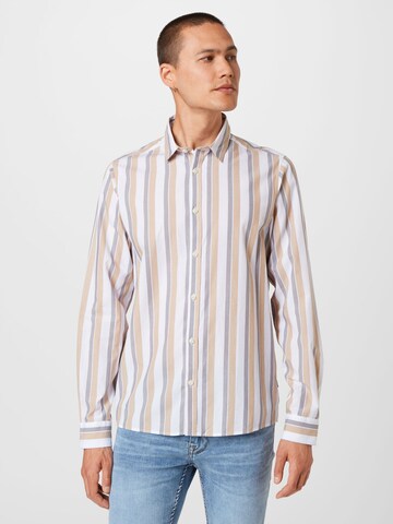 !Solid Regular fit Button Up Shirt in White: front