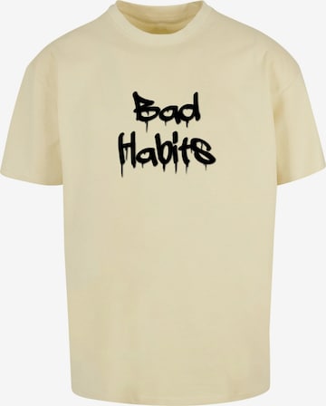 Merchcode T-Shirt 'Bad Habits' in Gelb: predná strana
