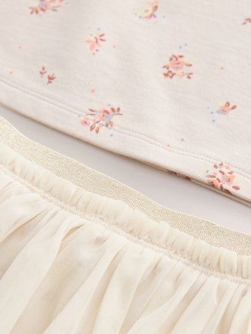 Next Set in Beige