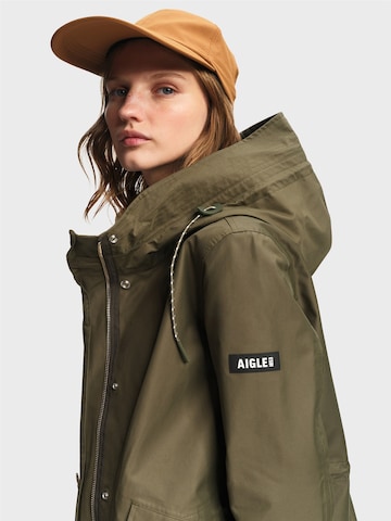 Parka di mezza stagione di AIGLE in verde: lato