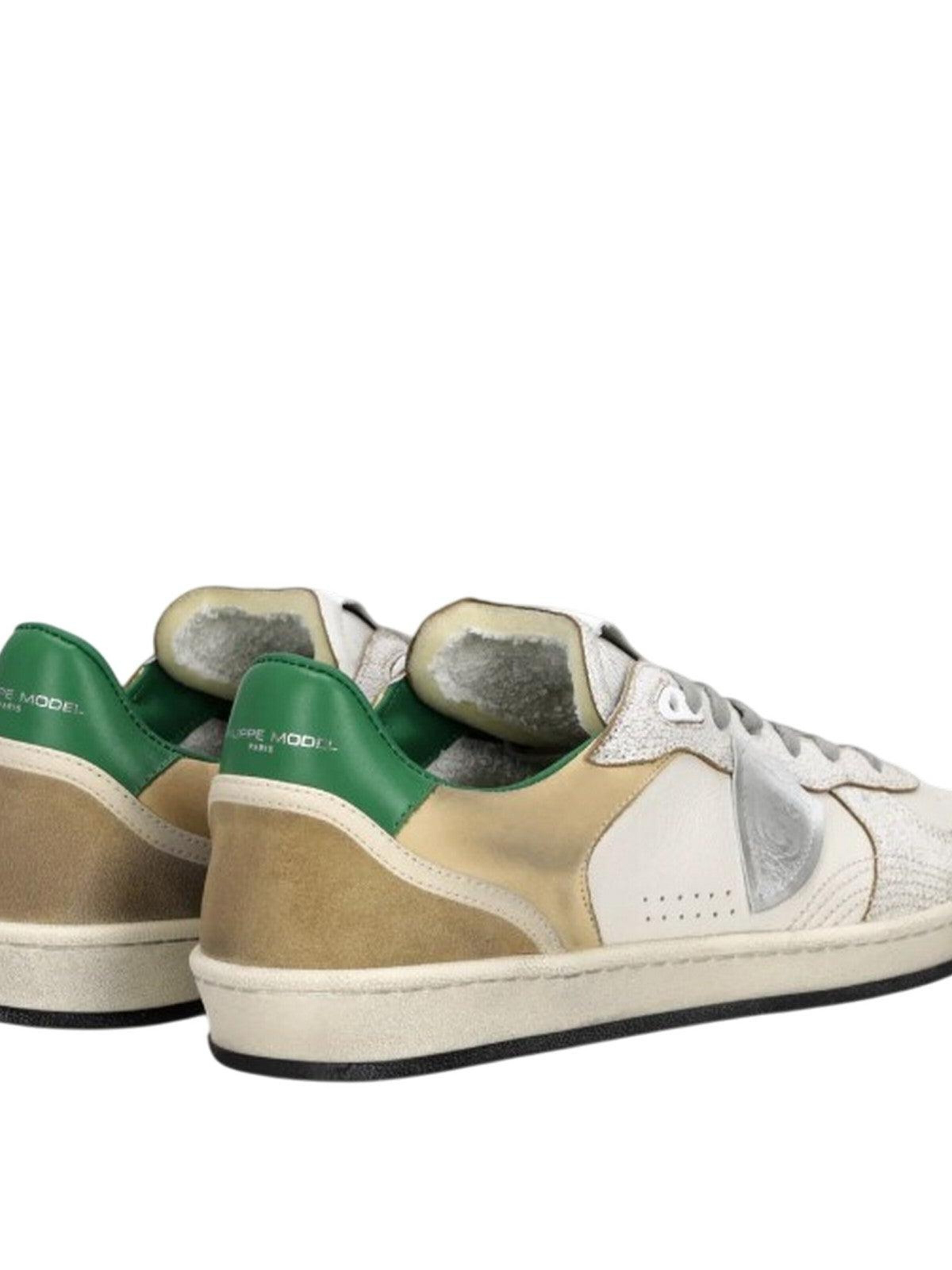 Sneaker bassa di Philippe Model in bianco