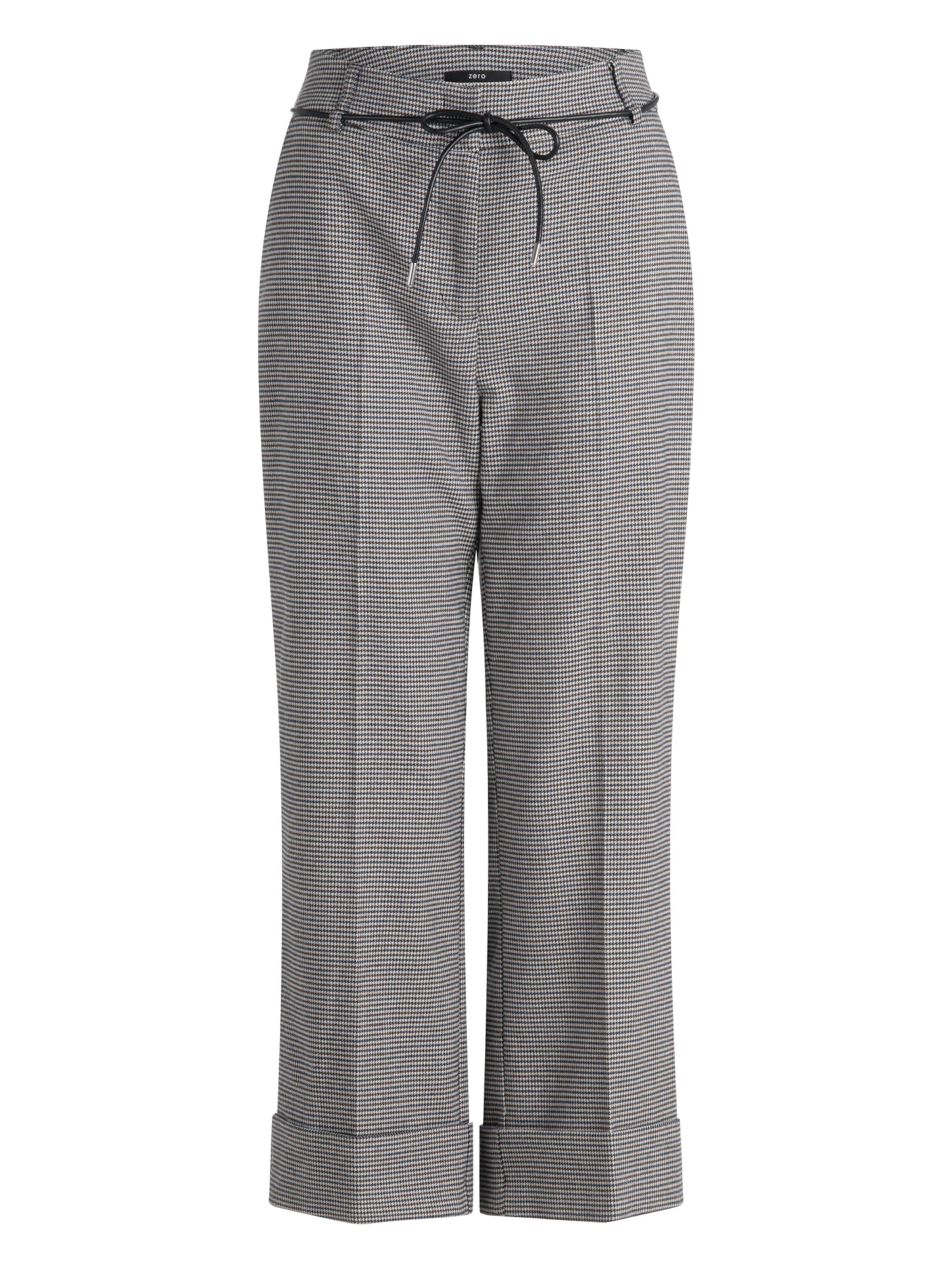 zero Regular Hose in Braun: Vorderseite