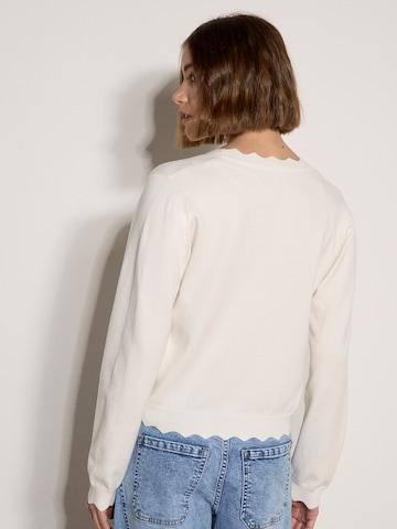 Cardigan bavarois ' ' Apricot en beige