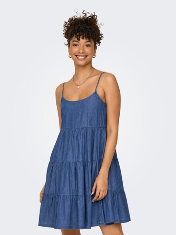 Robe d’été 'THYRA-BEA' ONLY en bleu : devant