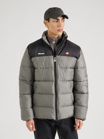 ELLESSE Φθινοπωρινό και ανοιξιάτικο μπουφάν 'Caloroso' σε γκρι: μπροστά