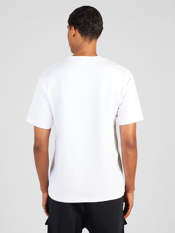 NN07 - Camiseta 'Nat' en blanco