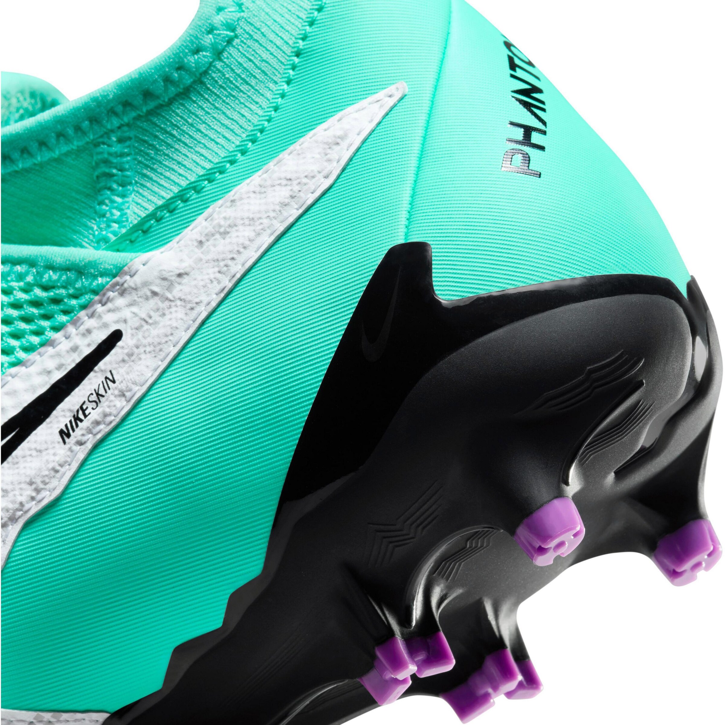 NIKE Fußballschuh 'Phantom GX Academy' in Grün
