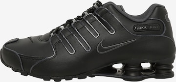Nike Sportswear Platform trainers 'Shox NZ' in Black: front