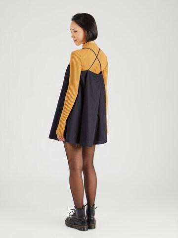 Abito di WEEKDAY in nero