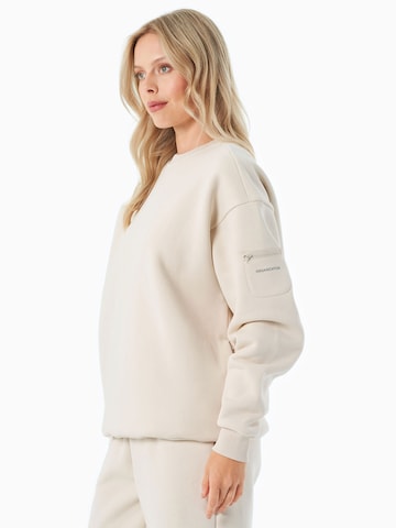 Organication Sweatshirt in White