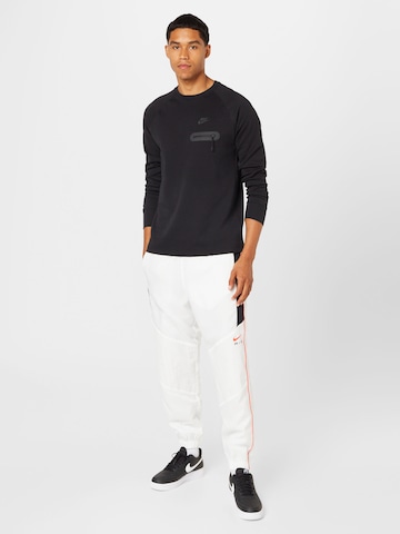 Nike Sportswear Sweatshirt in Black