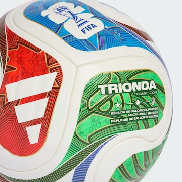 Pallone 'FIFA WM 26™ Trionda Competition' di ADIDAS PERFORMANCE in bianco