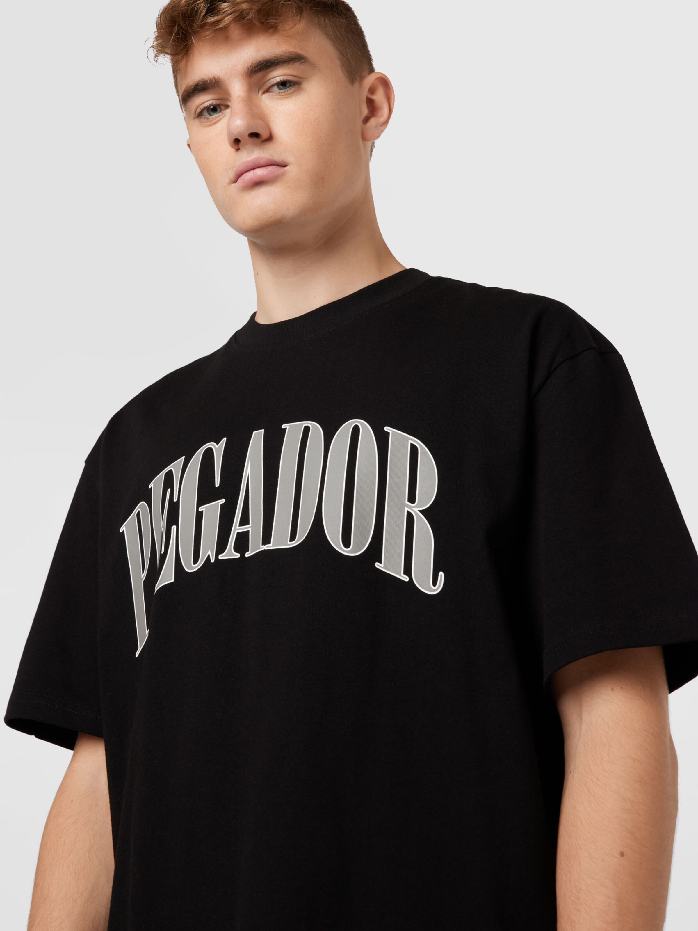 Pegador T-Shirt Cali in Schwarz 