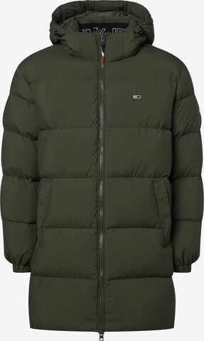 Tommy Jeans Winter Jacket in Green: front