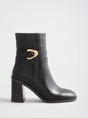 Friends Like These - Botines en negro