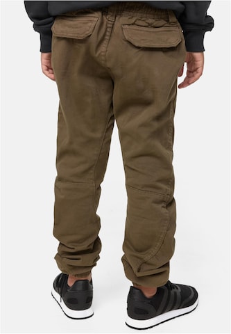 Urban Classics Tapered Broek in Groen