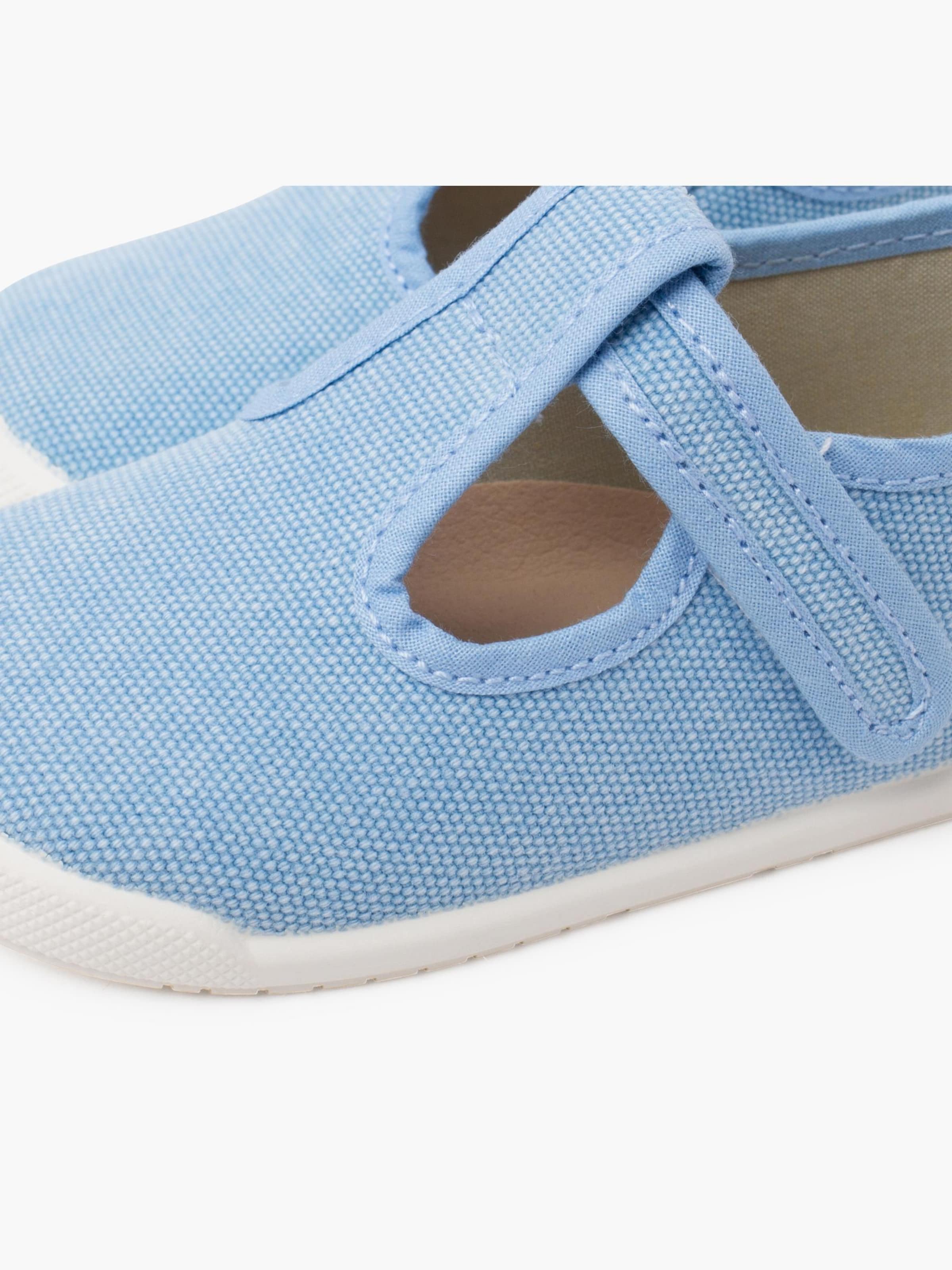 Pisamonas First-Step Shoes in Blue