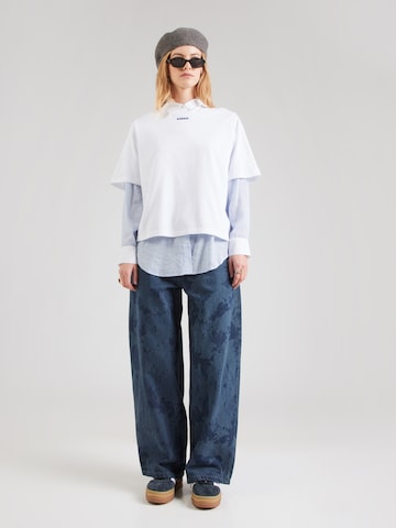 Largi Jeans de la Monki pe albastru