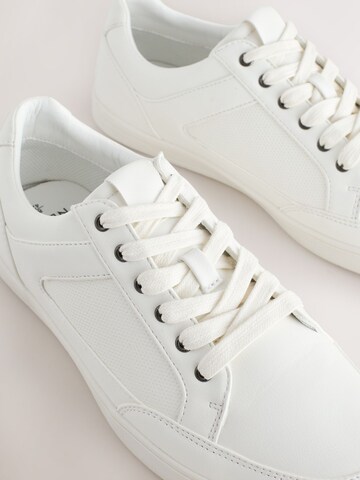 Sneaker bassa di Next in bianco