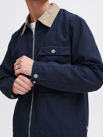 !Solid Between-season jacket in Blue