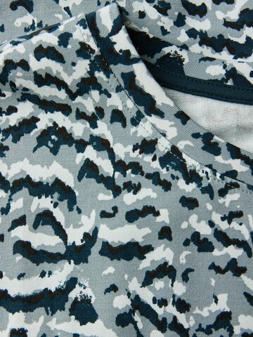 Tricou de la STREET ONE pe albastru