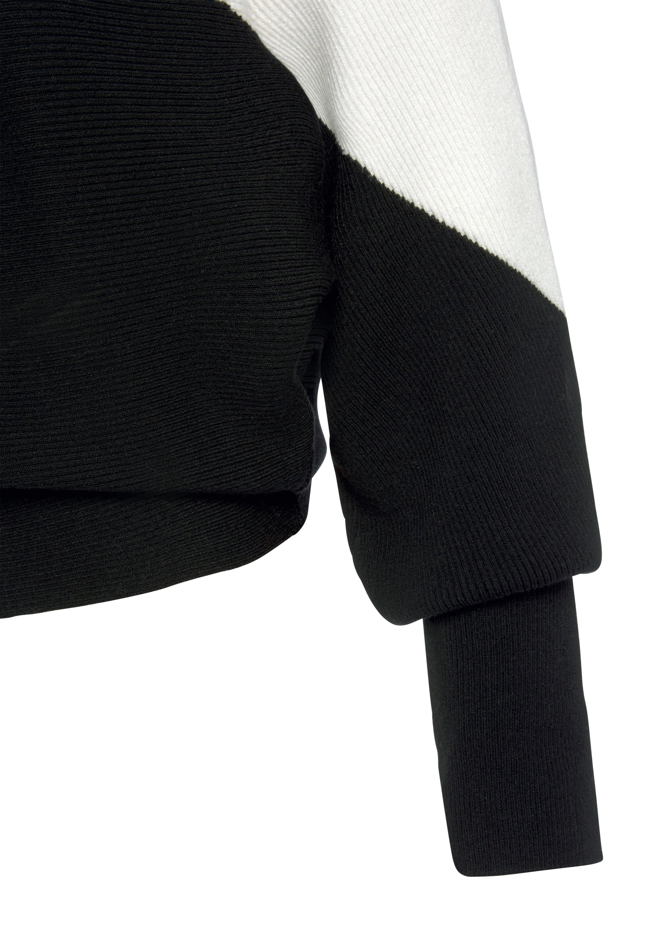 LASCANA Свитер в Черный