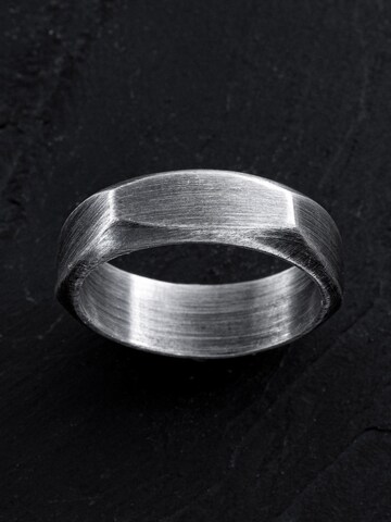 Anello 'BREVITY' di REYTEL in argento