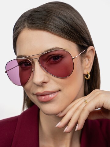 Lunettes de soleil ' SFY Suri Fly ' Suri Frey en or : devant