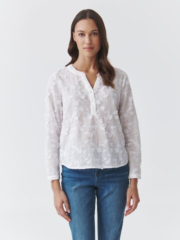 Camicia da donna 'RELIA' di TATUUM in bianco: frontale