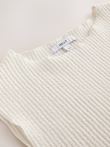Next Top in Beige