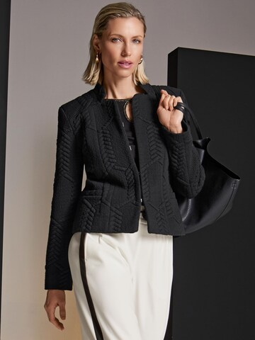 MADELEINE Blazer in Black