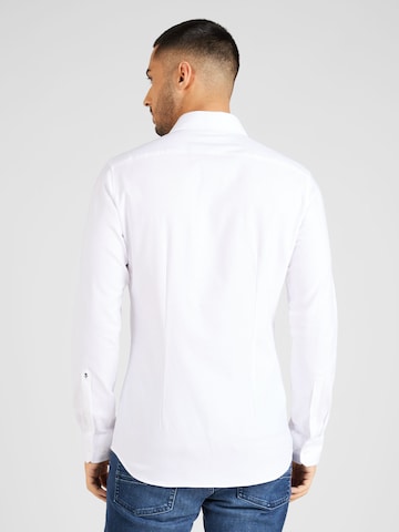 SEIDENSTICKER جينز ضيق الخصر والسيقان قميص لأوساط العمل 'SMART PERFORMANCE' بلون أبيض
