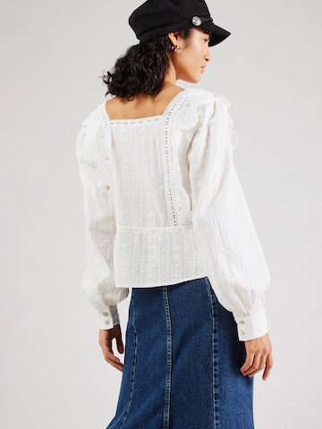Chemisier 'VIHAYS' VILA ROUGE EDIT en blanc