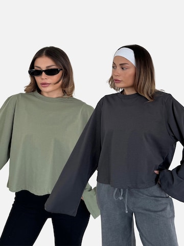 T-shirt C&City en gris : devant