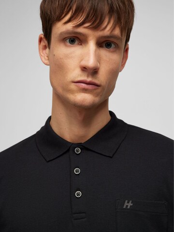 HECHTER PARIS Shirt in Black