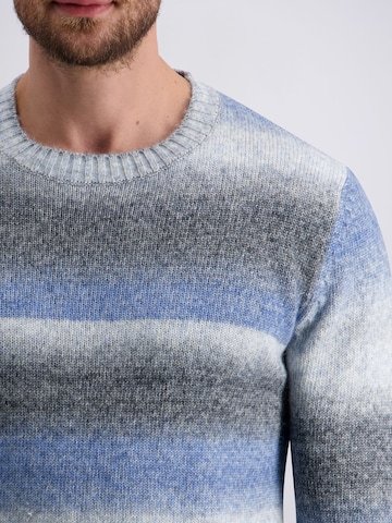 PIERRE CARDIN Sweater in Blue