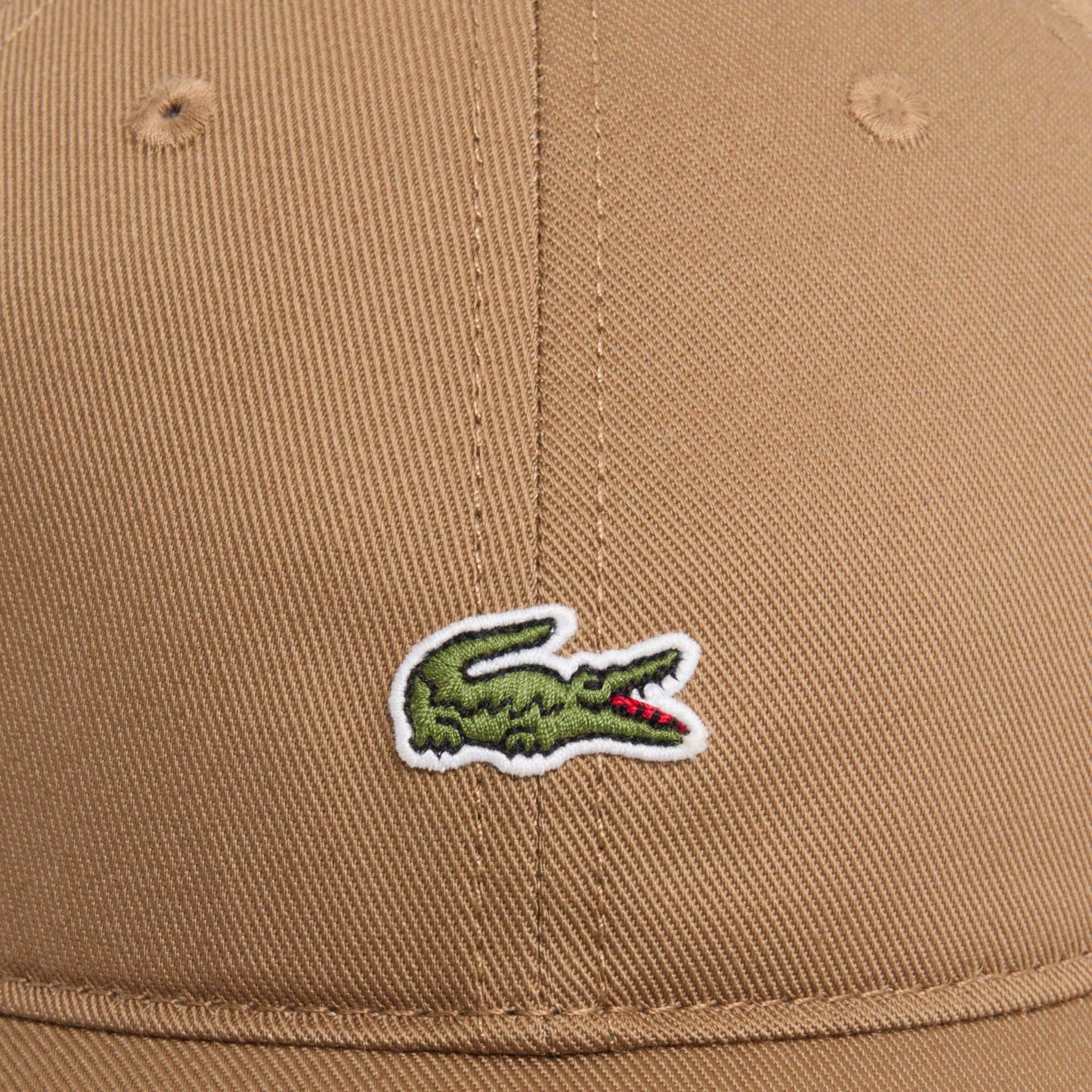 LACOSTE Pet in Bruin