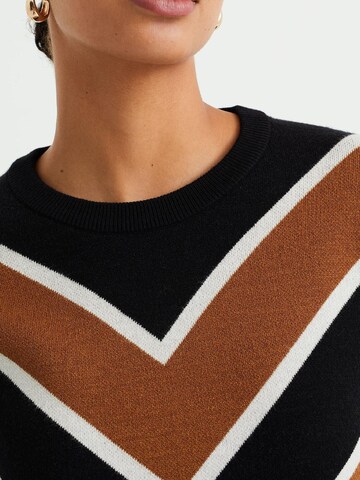 WE Fashion Pullover in Braun