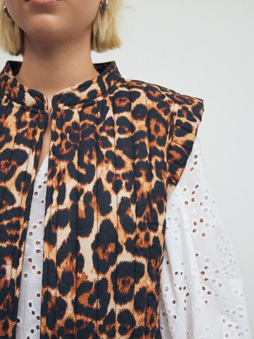 Gilet di Next in marrone
