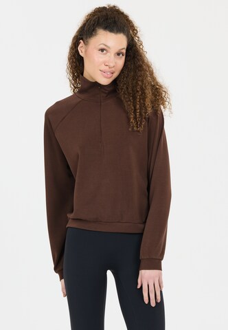 Athlecia Sportief sweatshirt 'Elania' in Bruin: voorkant