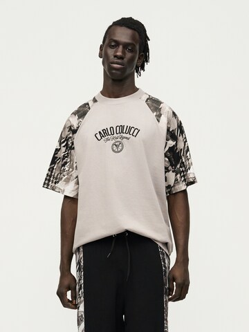 T-Shirt Carlo Colucci en gris : devant