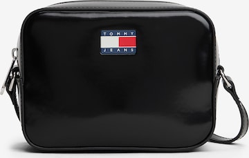 Tommy Jeans Чанта с презрамки 'Must' в черно: отпред
