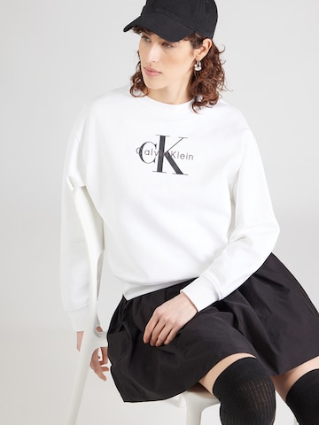 balts Calvin Klein Jeans Sportisks džemperis: no priekšpuses