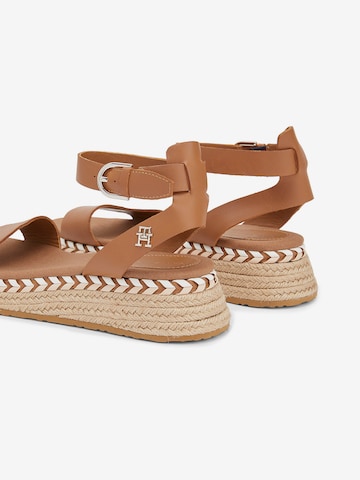 TOMMY HILFIGER Sandalen met riem in Bruin