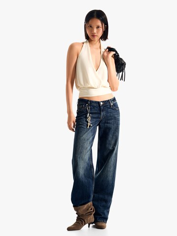 Bershka Baggy Jeans in Blau