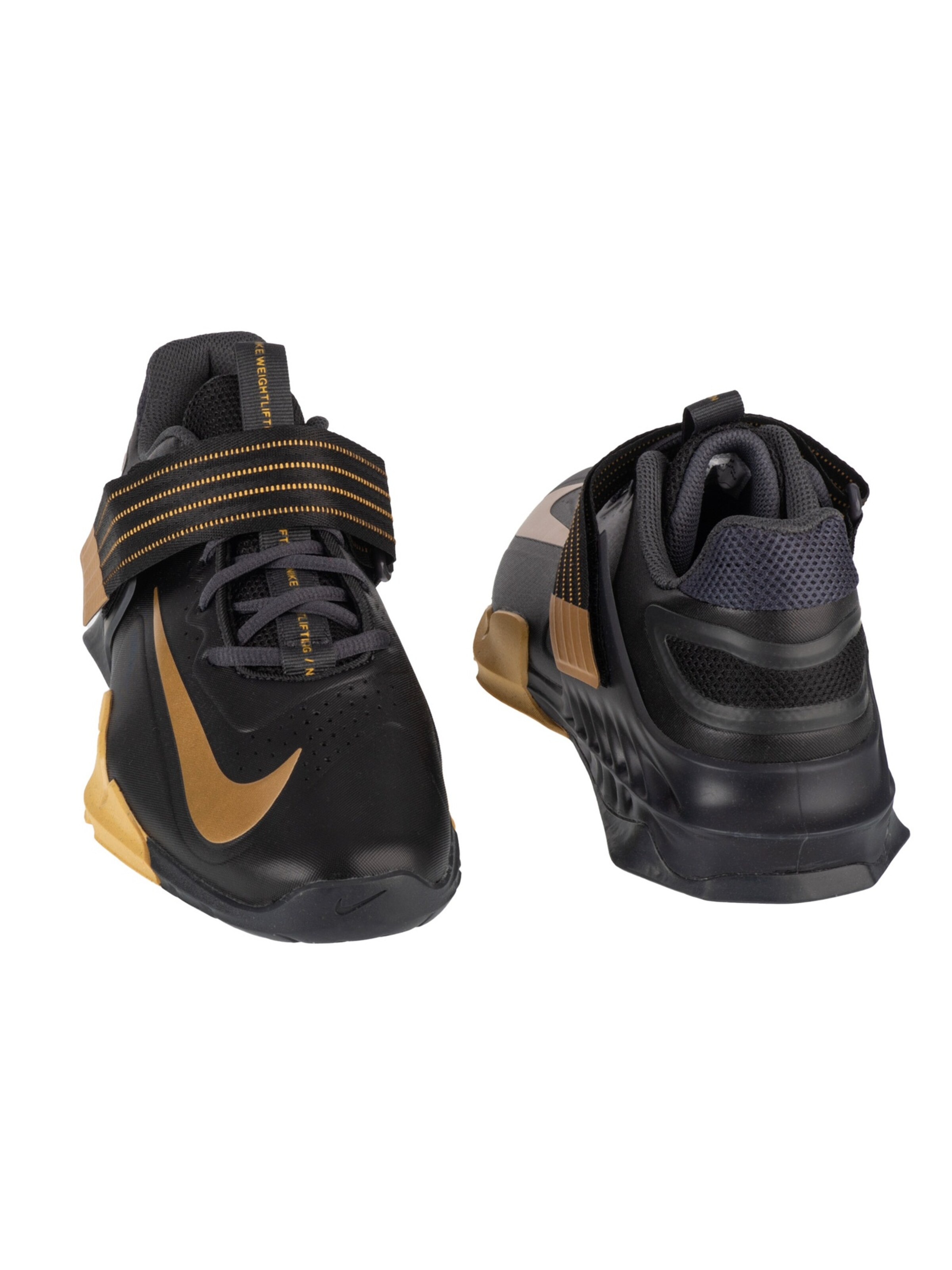 Chaussure de sport 'Nike Savaleos' NIKE en or