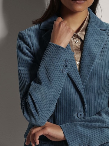 MADELEINE Blazers in Blauw