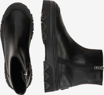 Bottines 'STIVALI' PATRIZIA PEPE en noir