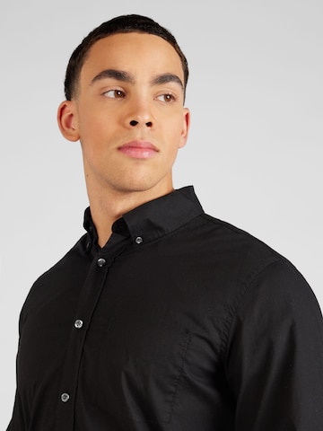 GAP Slim fit Button Up Shirt in Black