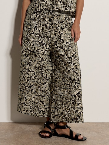Loosefit Pantalon ' ' Apricot en noir : devant